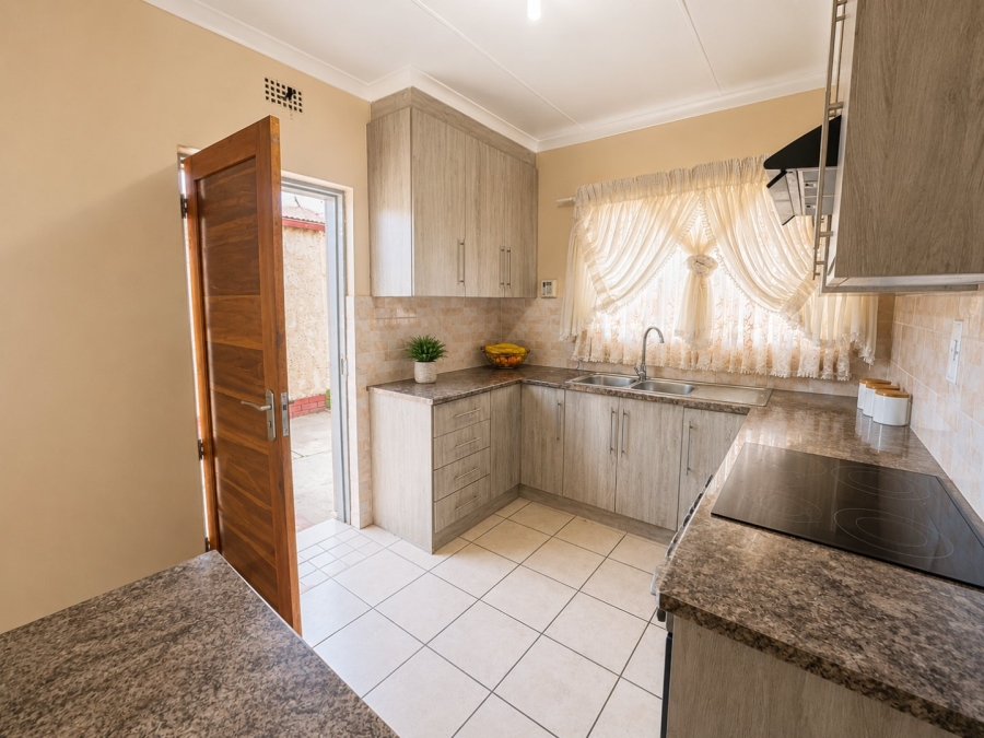 2 Bedroom Property for Sale in Sasolburg Ext 1 Free State